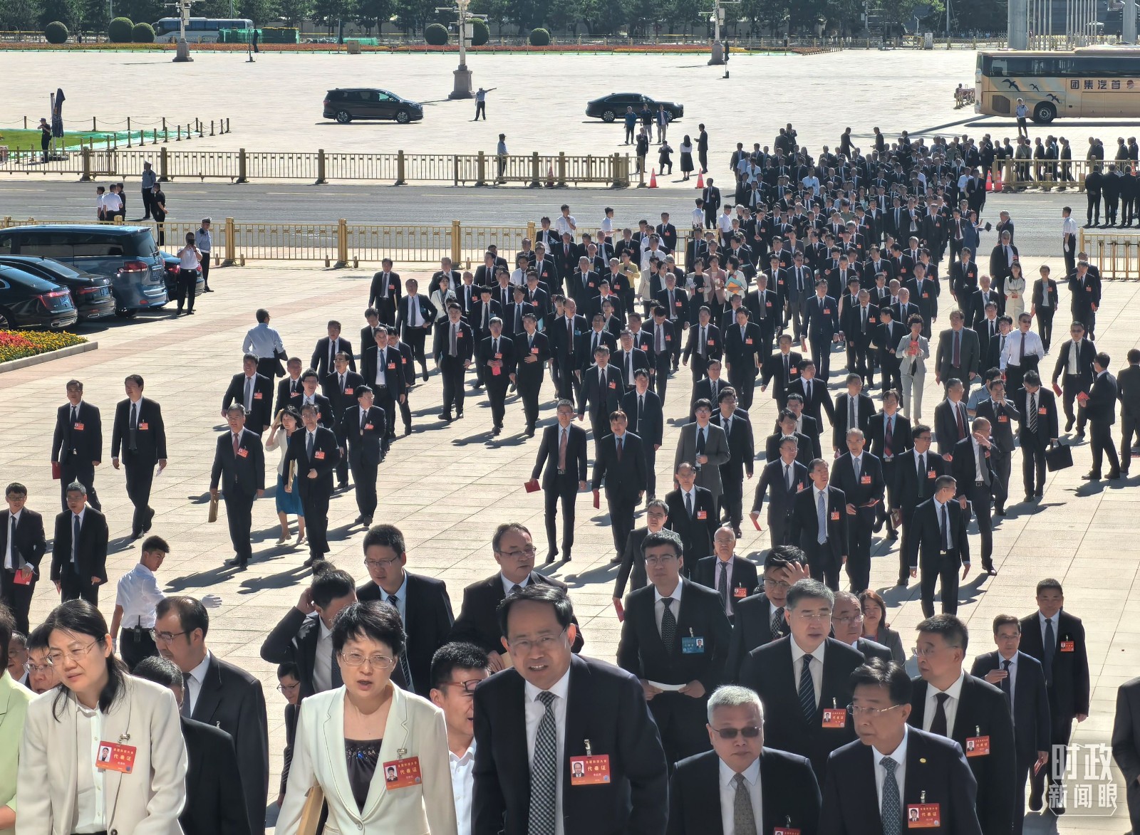 时政新闻眼丨一场科技盛会召开，习近平强调锚定这个战略目标